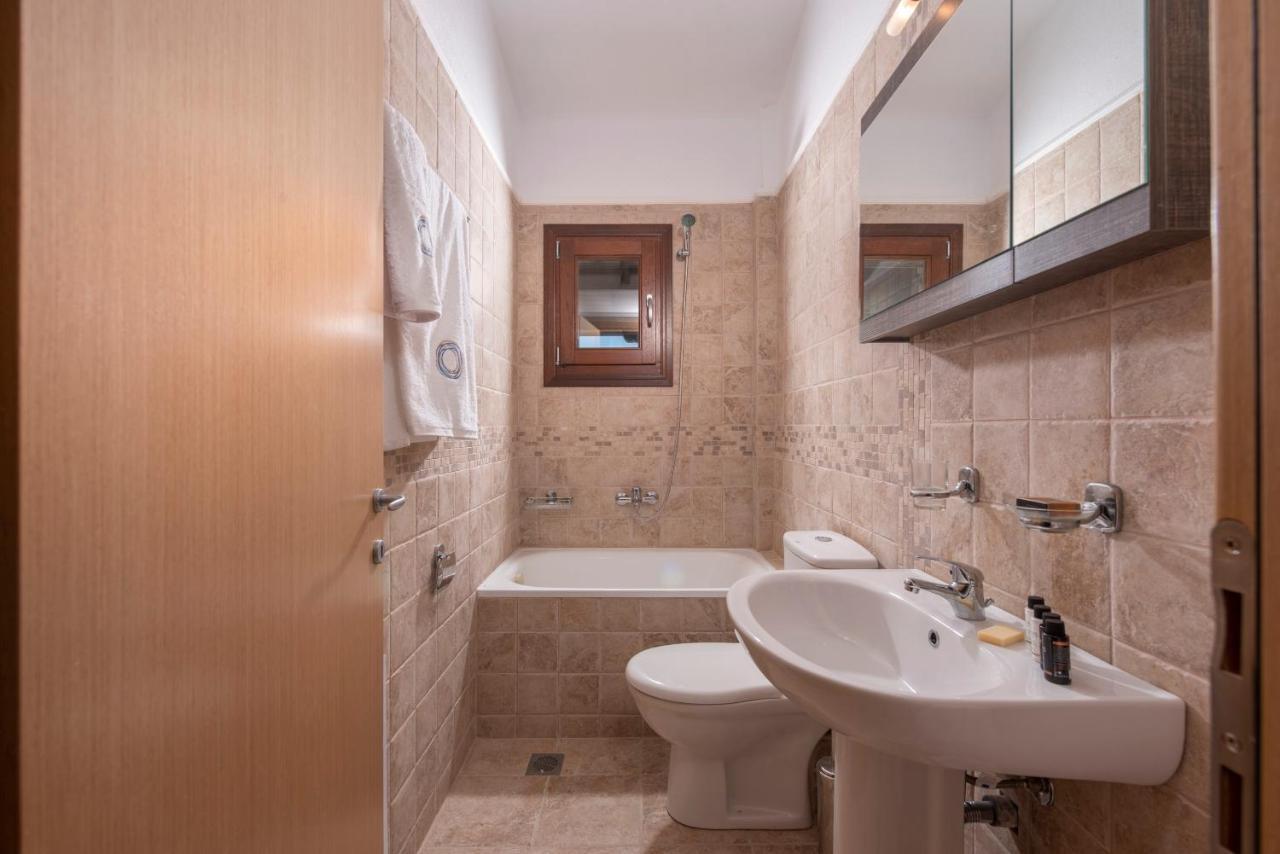 Terra D'Oro Villas Ierissos Exterior photo