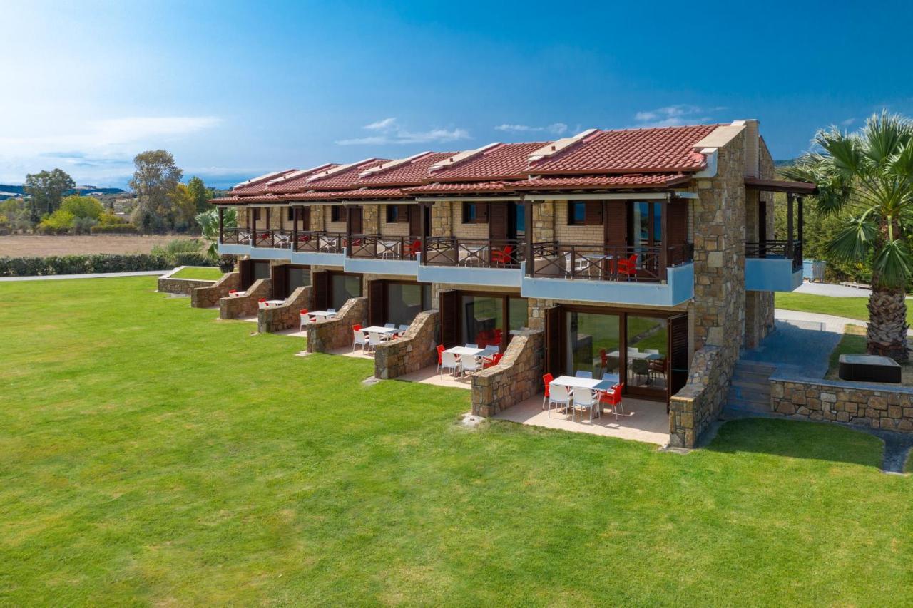 Terra D'Oro Villas Ierissos Exterior photo